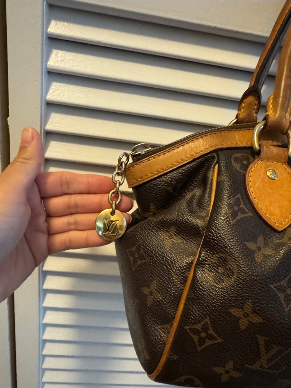 Discontinued Louis Vuitton Tivoli PM - Picture 4 of 10